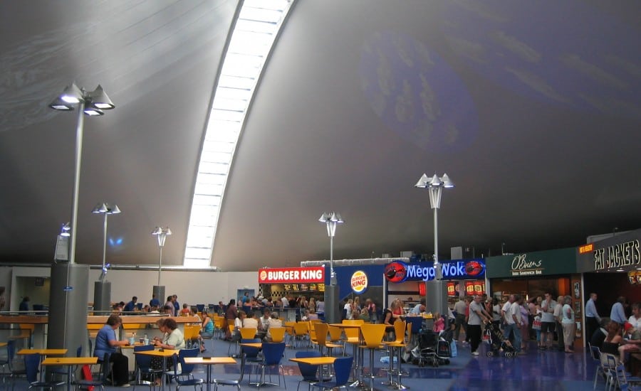 Fully insulated tensile fabric roof 