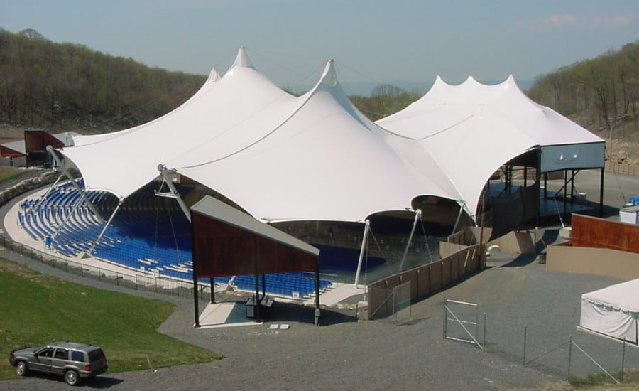 Tensile fabric canopy for outdoor theatre