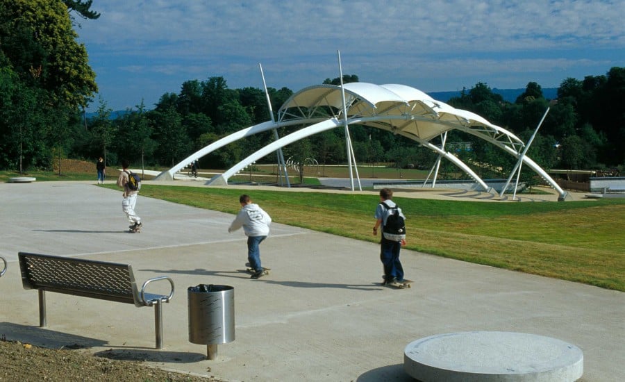 Fabric structure in a park