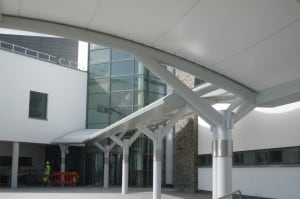 Fabric walkway canopy for hospital