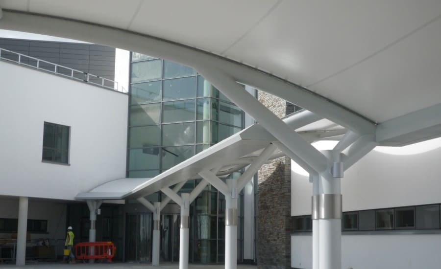 Fabric walkway canopy for hospital