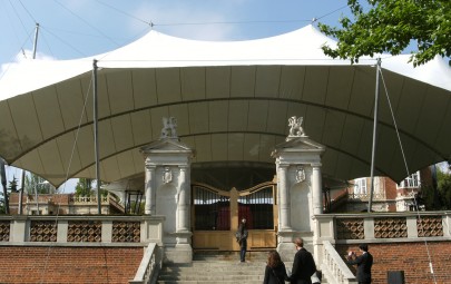 Large fabric canopy covering opera venue