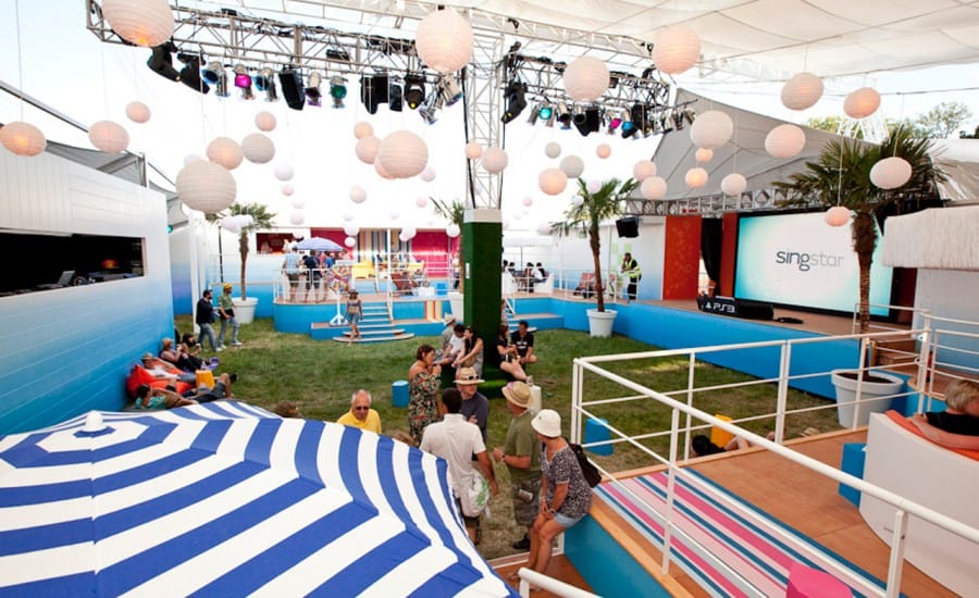 Translucent retractable fabric canopy for festival