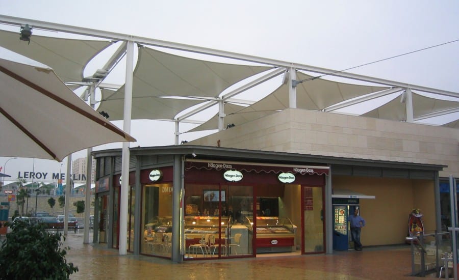 Outdoor fabric canopies for walkway