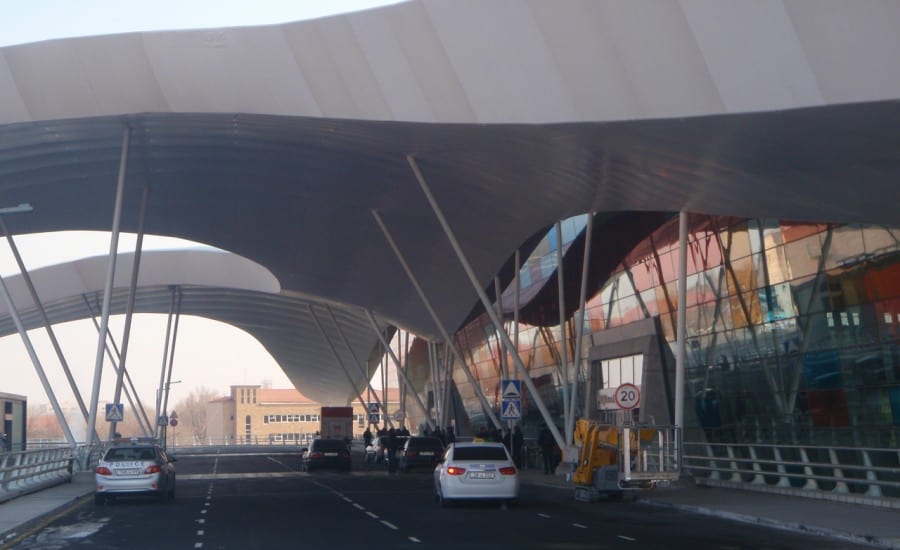 Zvartnots International Airport entrance canopy