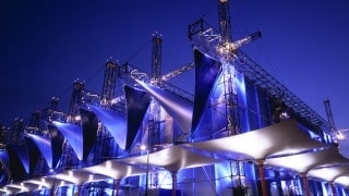 Fabric clad live entertainment venue