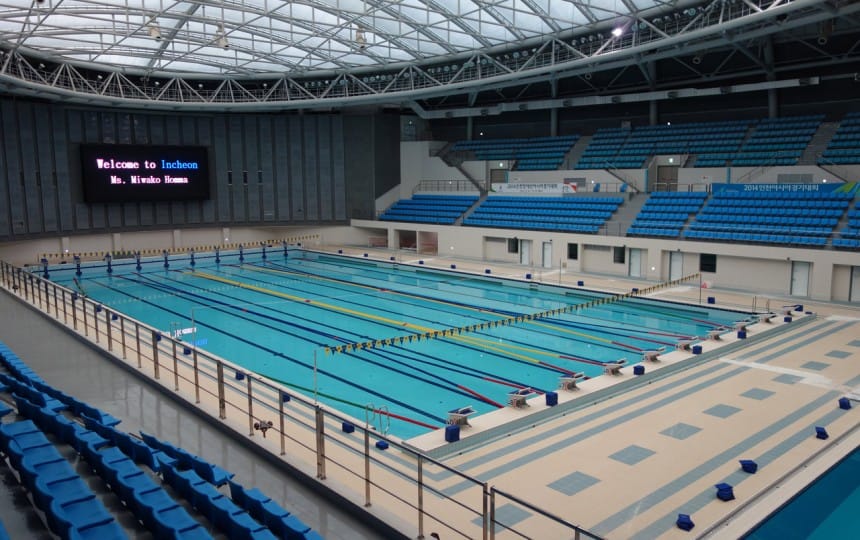 ETFE roof for swimming venue