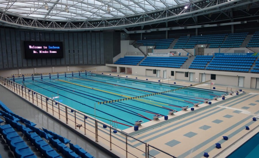 ETFE roof for swimming venue