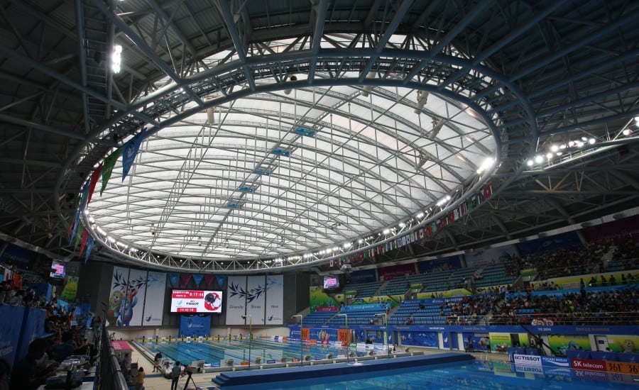 ETFE cushion roof system over aquatics centre