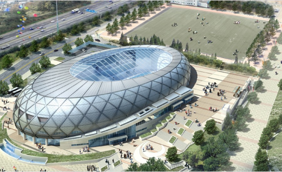 Large ETFE fabric roof over sports venue 