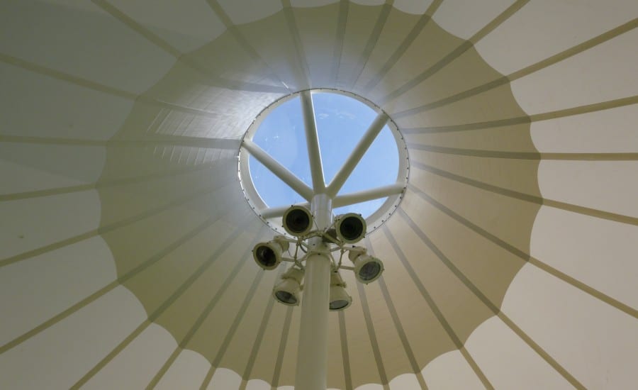 Beautifully patterned fabric structure 
