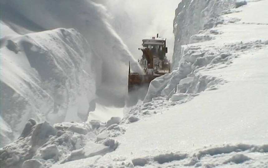 Snow Plough –  Expedition