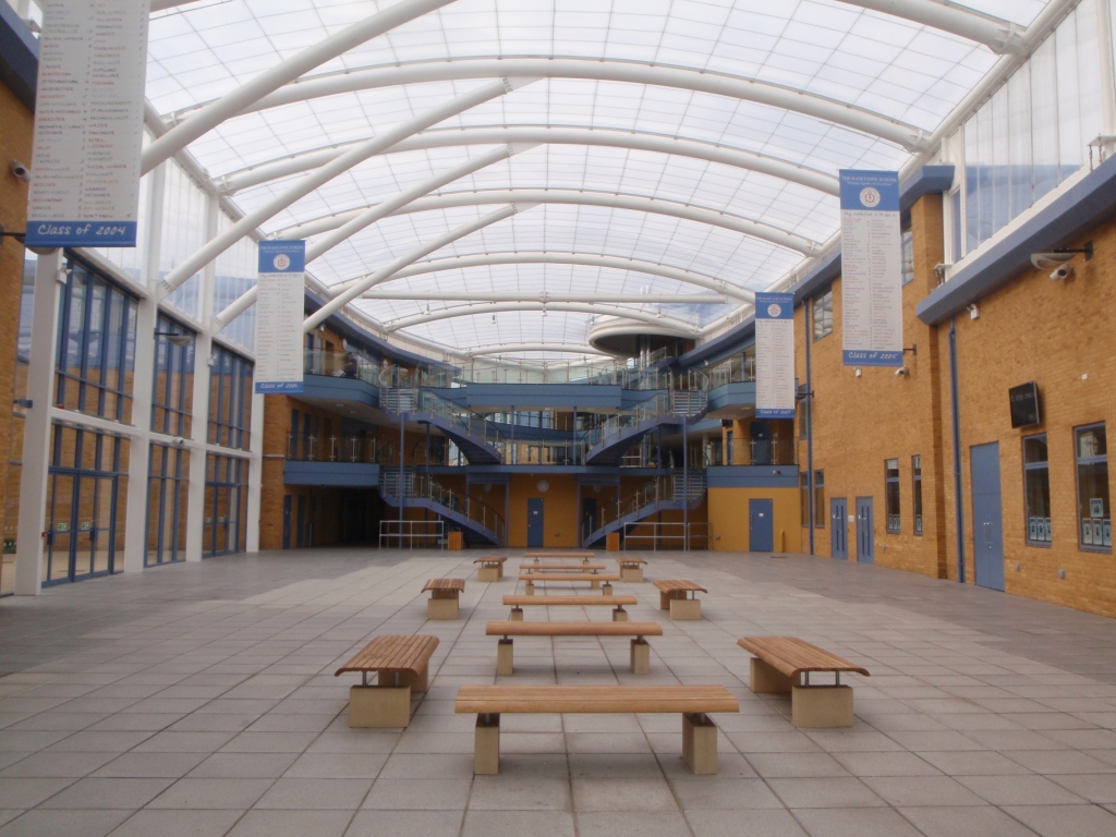 Single ply ETFE foil roof over a school atrium