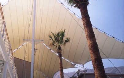 Shopping mall tensioned fabric membrane roof